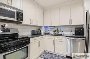 1210 Cricket Ln, Woodbridge Township, NJ 07095 - Photo 8