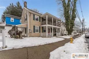 20 Willow Ave, Bloomsbury, NJ 08804 - Photo 1