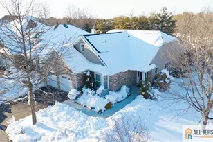 540 Becca Way, Monroe Township, NJ 08831 - Photo 2