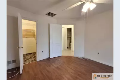 9 Chatham Square, Sayreville, NJ 08859 - Photo 8