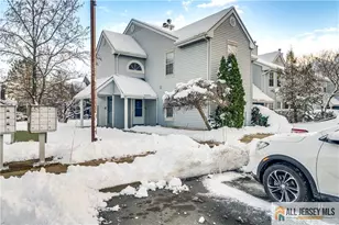 49 Tanglewood Ct, South Brunswick Township, NJ 08852 - Photo 14