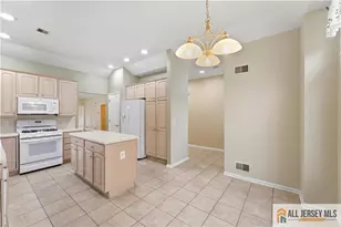 31 Whitehall Rd, Monroe Township, NJ 08831 - Photo 8