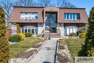 894 Green St, Iselin, NJ 08830 - Photo 1