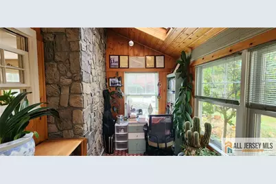 10 North Drive, East Brunswick Township, NJ 08816 - Photo 12