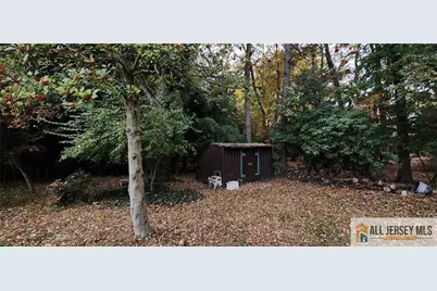 10 North Drive, East Brunswick Township, NJ 08816 - Photo 24