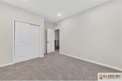 505 Sadie Circle, New Brunswick, NJ 08901 - Photo 24