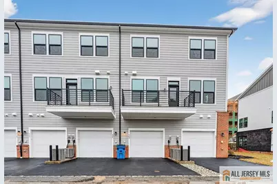 505 Sadie Circle, New Brunswick, NJ 08901 - Photo 28