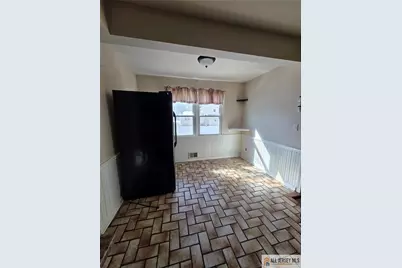 112 Hill Hollow Road, South Plainfield, NJ 07080 - Photo 6