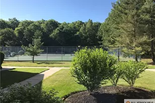 819 Cricket Ln, Woodbridge Township, NJ 07095 - Photo 16