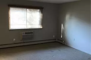 819 Cricket Ln, Woodbridge Township, NJ 07095 - Photo 8