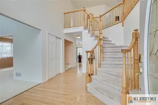 5 Labrador Dr, South Brunswick Township, NJ 08824 - Photo 2
