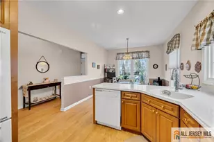 3 Bray Ct, Franklin Township, NJ 08873 - Photo 4