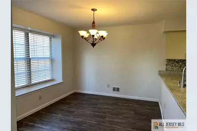 111 Wisbech Place, Franklin Township, NJ 08873 - Photo 6