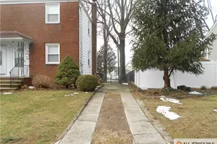 431 Crows Mill Rd, Fords, NJ 08863 - Photo 2