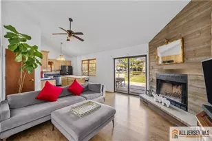 10 Wilkens Dr, Piscataway Township, NJ 08854 - Photo 8