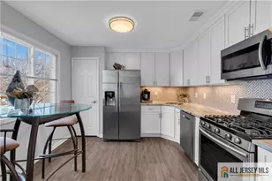 72 Winthrop Rd, Monroe Township, NJ 08831 - Photo 8