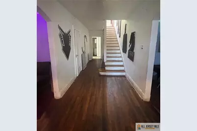 22 Lafayette Street, New Brunswick, NJ 08901 - Photo 2