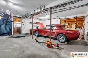 8 Whitehall Ave, Edison, NJ 08820 - Photo 32