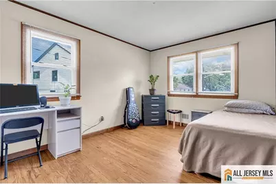 8 Whitehall Avenue, Edison, NJ 08820 - Photo 22