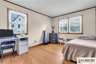 8 Whitehall Ave, Edison, NJ 08820 - Photo 22