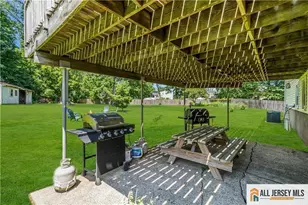 8 Whitehall Ave, Edison, NJ 08820 - Photo 40