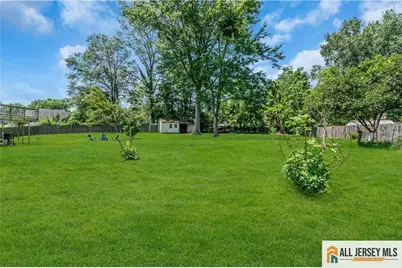 8 Whitehall Avenue, Edison, NJ 08820 - Photo 38