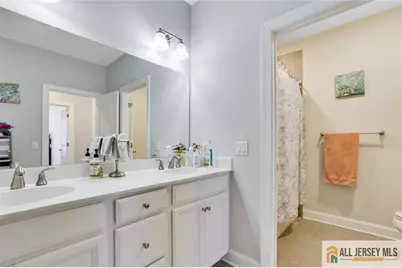 1 Lafayette Way, Cranbury Township, NJ 08512 - Photo 4