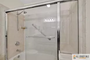 17 George Washington Dr, Monroe Township, NJ 08831 - Photo 22