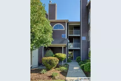 231 Blew Court, East Brunswick Township, NJ 08816 - Photo 2