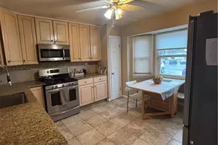 12 Tiger Lilly Ct, Sayreville, NJ 08872 - Photo 6