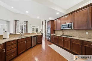 22 Edgemere Dr, South Brunswick Township, NJ 08824 - Photo 28