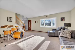 68 Hastings Rd, South Brunswick Township, NJ 08824 - Photo 6