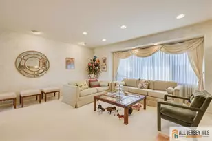 68 Beechwood Ave, Edison, NJ 08837 - Photo 10