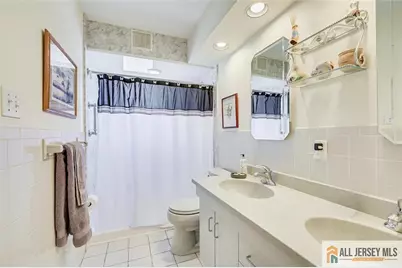 68 Beechwood Avenue, Edison, NJ 08837 - Photo 24