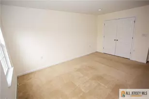 8 Wellesley Ave, Monroe Township, NJ 08831 - Photo 24