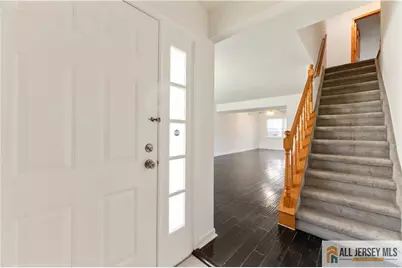 16 Adams Court, East Brunswick Township, NJ 08816 - Photo 4