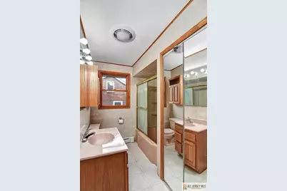 27 Drummond Avenue, Fords, NJ 08863 - Photo 16