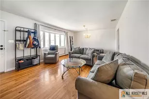 10 Jackson Ave, South Plainfield, NJ 07080 - Photo 4