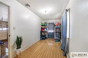 10 Jackson Ave, South Plainfield, NJ 07080 - Photo 18