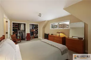 25 Voorhees Pl, Metuchen, NJ 08840 - Photo 24