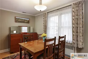 25 Voorhees Pl, Metuchen, NJ 08840 - Photo 14