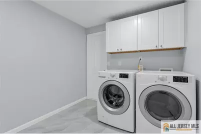 95 McKinley Avenue, Colonia, NJ 07067 - Photo 32