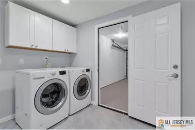 95 McKinley Avenue, Colonia, NJ 07067 - Photo 30