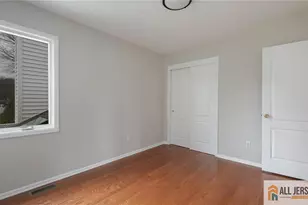 4 Maureen Ct, Edison, NJ 08820 - Photo 30