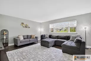 16 Colonial Dr, East Brunswick Township, NJ 08816 - Photo 18