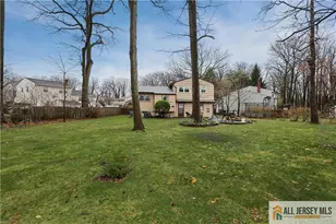 39 Herold Pl, Metuchen, NJ 08840 - Photo 26