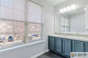 203 Concord Pl, North Brunswick Township, NJ 08902 - Photo 20