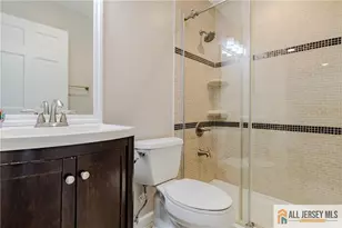 203 Concord Pl, North Brunswick Township, NJ 08902 - Photo 26
