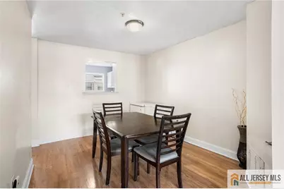 838 Harbortown Boulevard, Perth Amboy, NJ 08861 - Photo 4