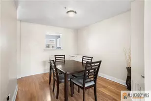 838 Harbortown Blvd, Perth Amboy, NJ 08861 - Photo 4